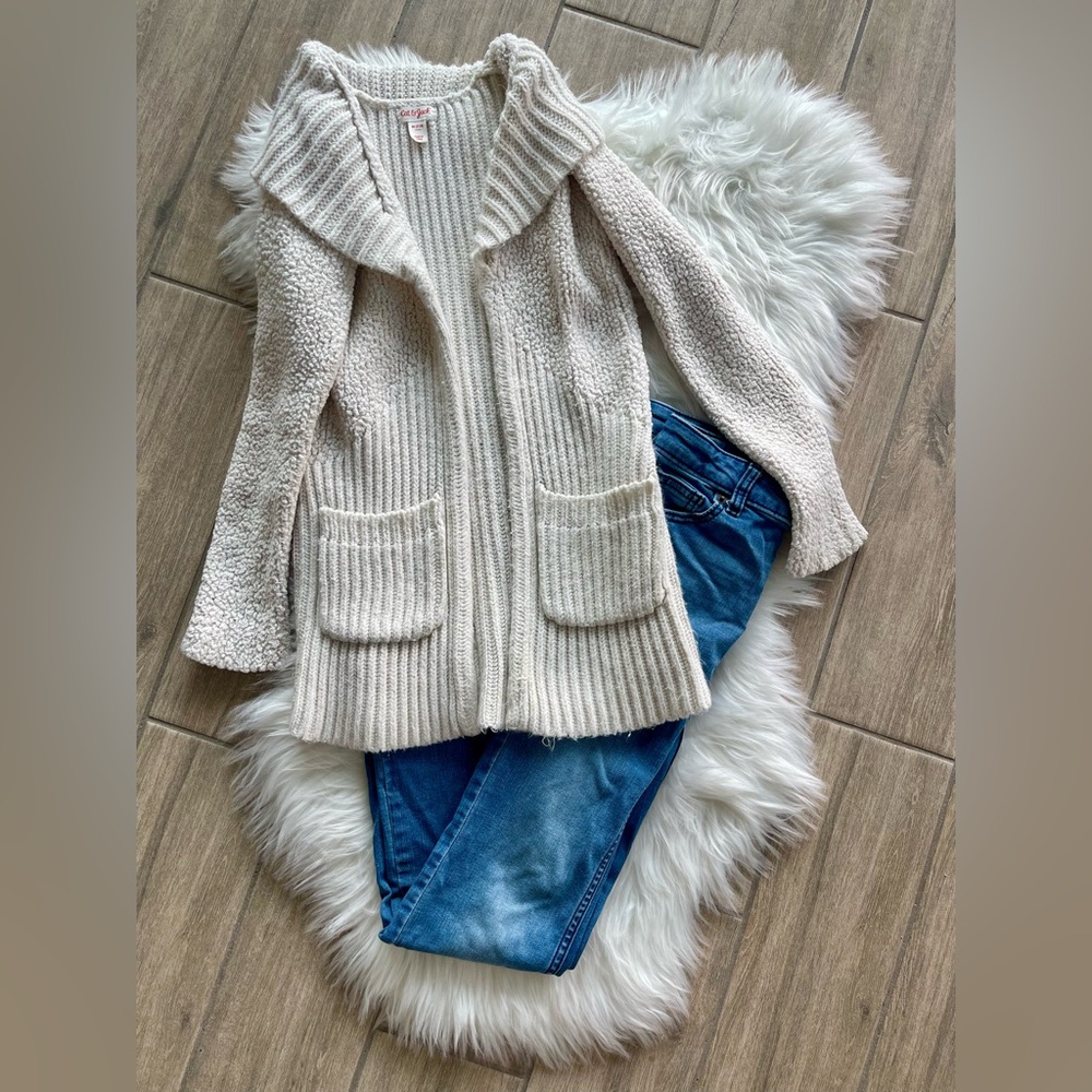 Cat & Jack Cream Open-Front Chunky Cardigan & Denim Stretch Jeans Size 7/8
